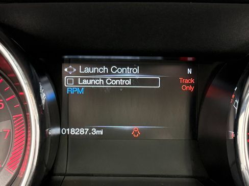 Used 2017 Ford Mustang GT Premium w/ Equipment Group 401A RWD image 26