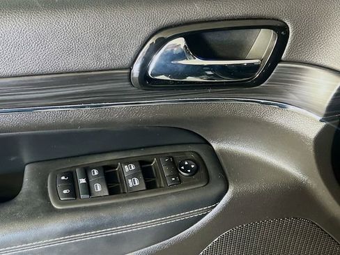 Used 2021 Jeep Grand Cherokee Limited w/ Quick Order Package 28K 80th image 12