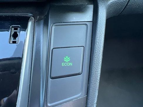 Used 2019 Honda CR-V Touring image 33