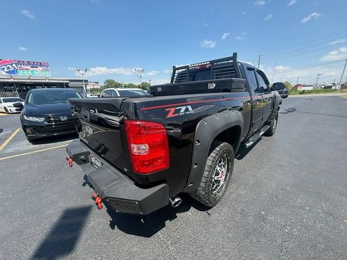 Used 2009 Chevrolet Silverado 1500 LT w/ Power Pack Plus AWD/4WD image 3