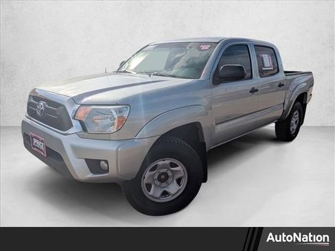 Used 2012 Toyota Tacoma PreRunner image 1