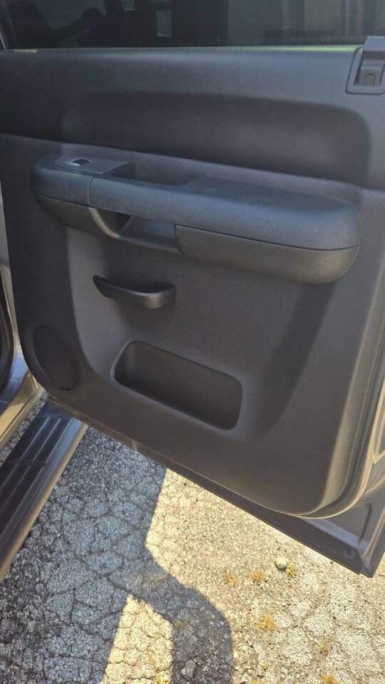 Used 2013 Chevrolet Silverado 1500 LT w/ All-Star Edition AWD/4WD image 12