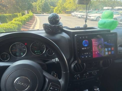 Used 2016 Jeep Wrangler Unlimited Sport w/ Quick Order Package 24S AWD/4WD image 12