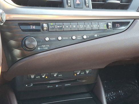 Used 2019 Lexus ES 350 image 16