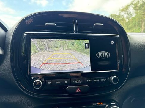 Used 2020 Kia Soul EX FWD image 28