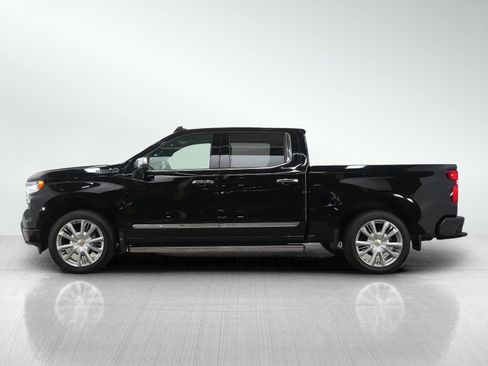 Used 2024 Chevrolet Silverado 1500 High Country image 2