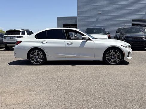 Used 2023 BMW 330i Sedan w/ Premium Package RWD image 5