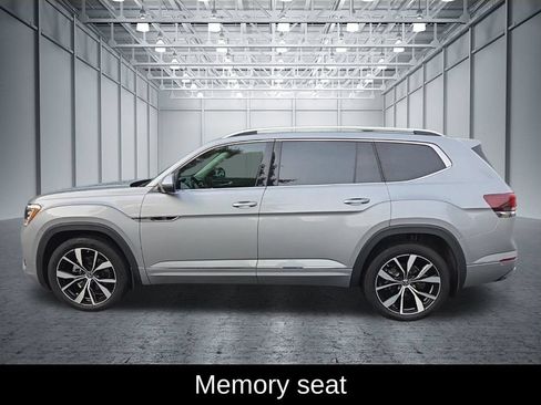 Used 2026 Volkswagen Atlas SEL Premium R-Line AWD/4WD image 4