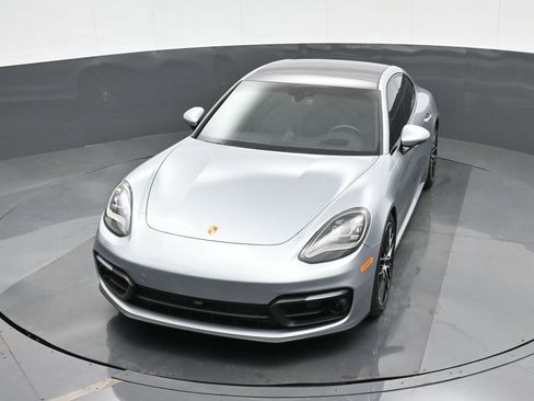 Certified 2023 Porsche Panamera 4 Platinum Edition image 33
