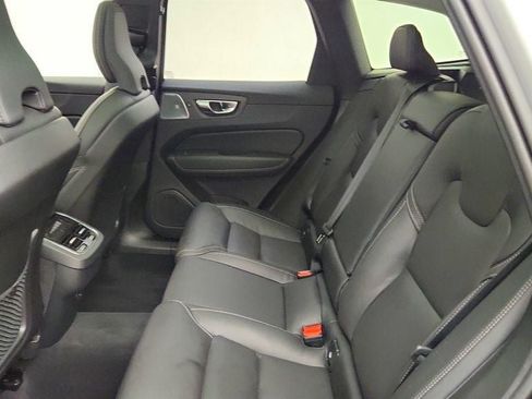 Used 2025 Volvo XC60 B5 Ultra w/ Climate Package AWD/4WD image 21