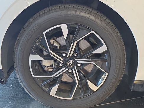 Used 2024 Hyundai Sonata SEL FWD image 12