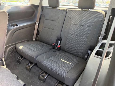 Used 2020 GMC Acadia SLE image 8