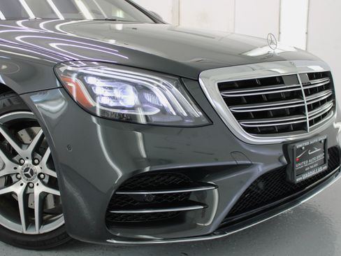 Used 2018 Mercedes-Benz S 560 Sedan image 22