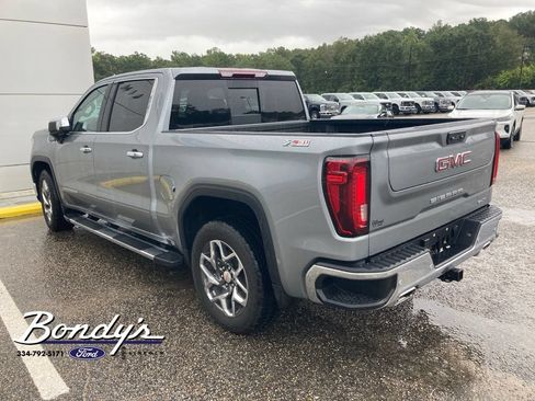 Used 2024 GMC Sierra 1500 SLT w/ SLT Premium Plus Package AWD/4WD image 3