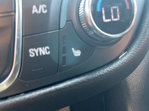 Used 2023 Chevrolet Equinox RS AWD/4WD image 18