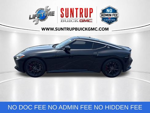 Used 2024 Nissan Z Performance w/ Floor Mat Package RWD image 2