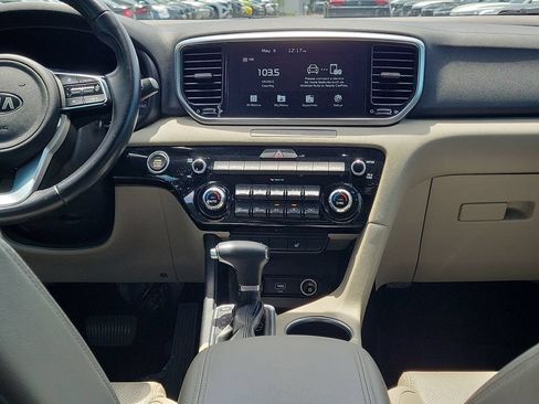 Used 2022 Kia Sportage EX FWD image 17