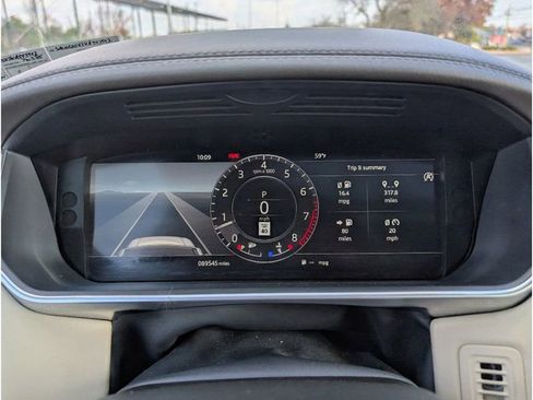 Used 2019 Land Rover Range Rover HSE AWD/4WD image 21