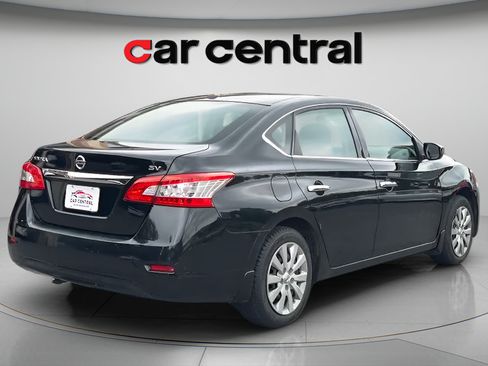 Used 2015 Nissan Sentra SV FWD image 6