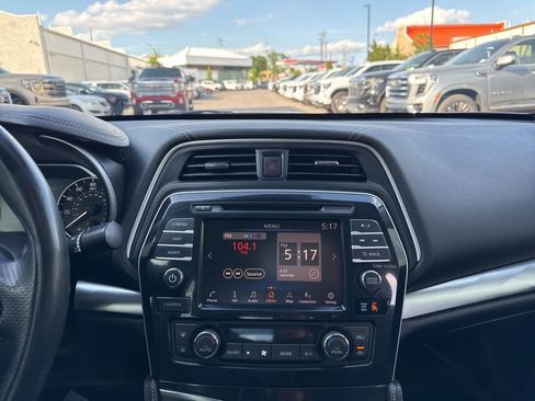 Used 2020 Nissan Maxima 3.5 SL FWD image 19