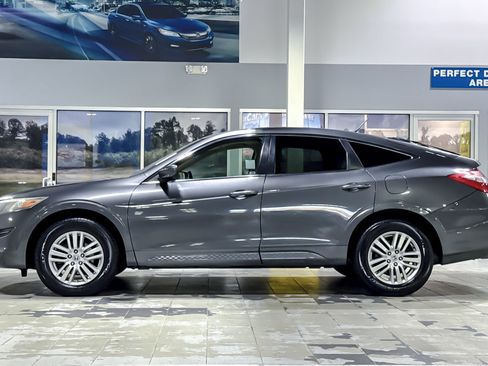Used 2012 Honda Crosstour EX-L image 2