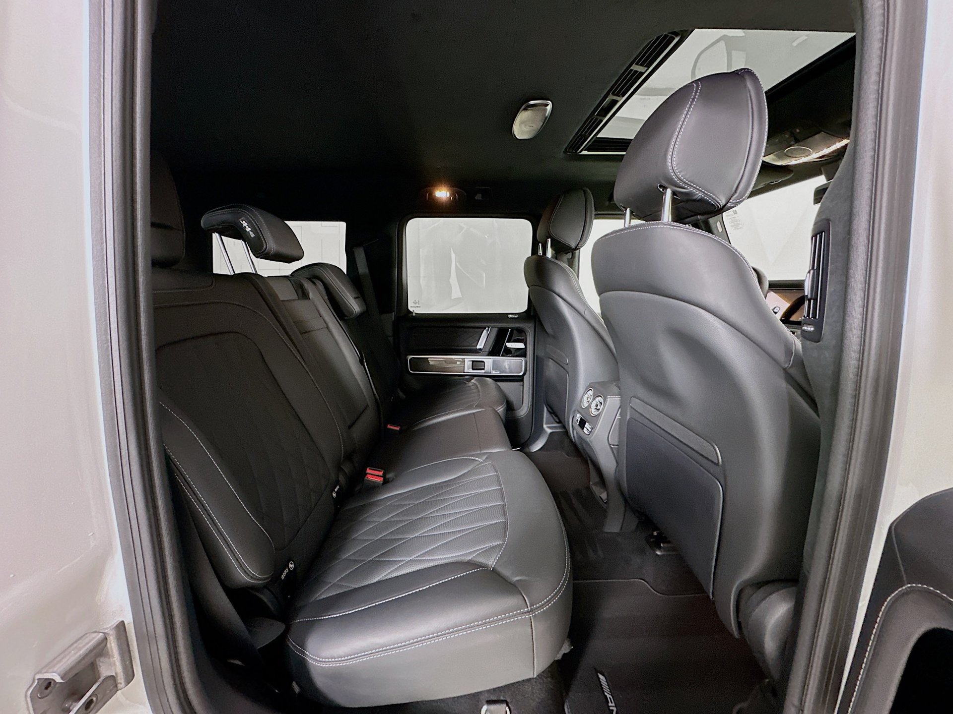 Certified 2025 Mercedes-Benz G 63 AMG 4MATIC image 30