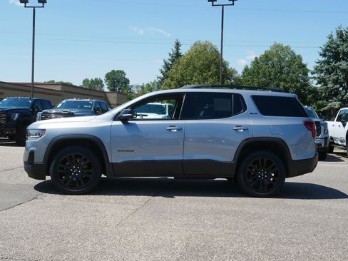 Used 2023 GMC Acadia SLE w/ Driver Convenience Package AWD/4WD image 4