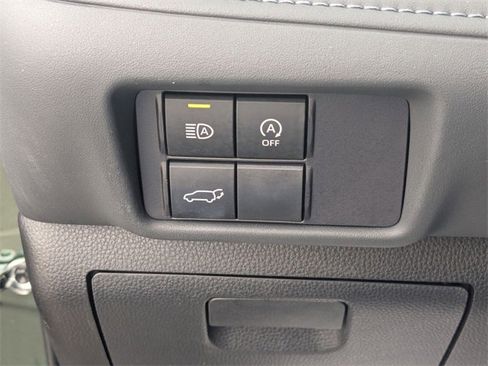 Certified 2024 Toyota Highlander LE image 16