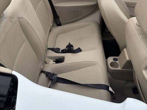 Used 2015 Volkswagen Beetle 1.8T image 11