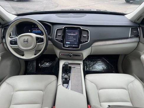 Certified 2023 Volvo XC90 B6 Plus w/ Protection Package Premier image 24
