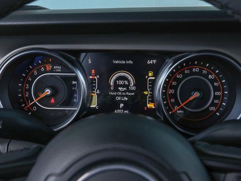 Used 2023 Jeep Gladiator Willys image 26