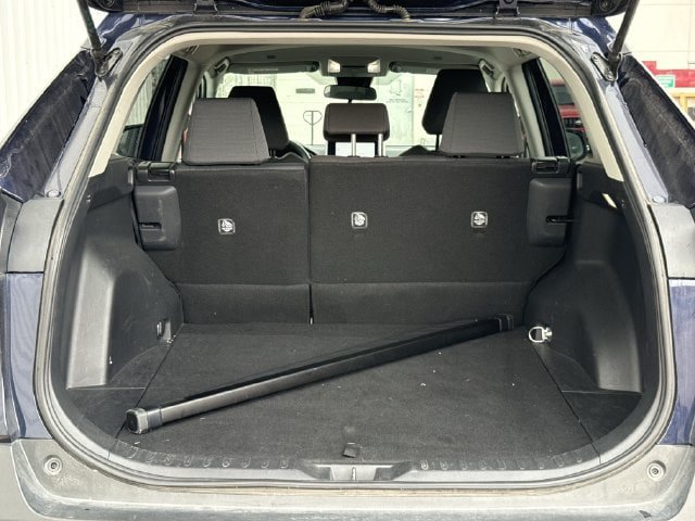 Used 2025 Toyota RAV4 XLE AWD/4WD image 35
