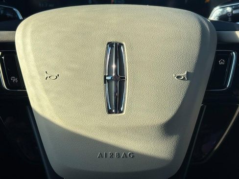 New 2026 Lincoln Corsair Premiere image 19