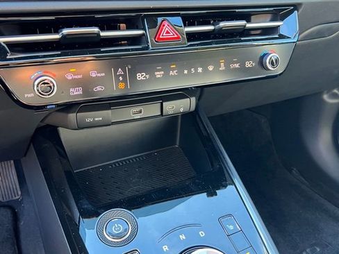 Used 2025 Kia Niro Wind w/ Wind Preserve Package image 21