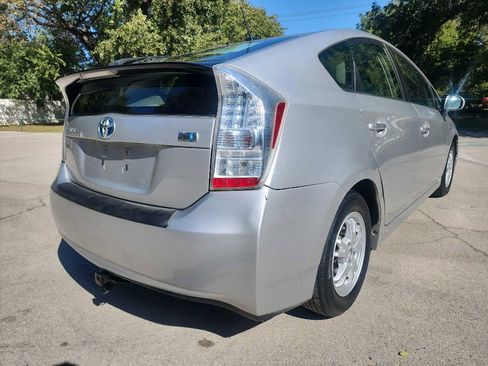 Used 2010 Toyota Prius Two image 8