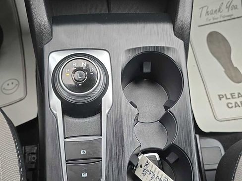 Used 2022 Ford Escape SE w/ SE Sport Appearance Package image 37