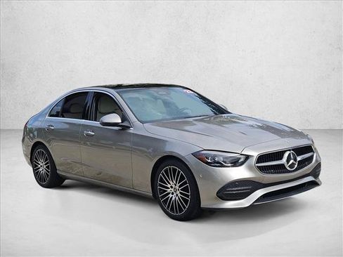 Used 2023 Mercedes-Benz C 300 4MATIC Sedan image 3