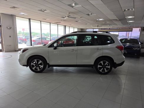 Used 2018 Subaru Forester 2.5i Premium AWD/4WD image 4