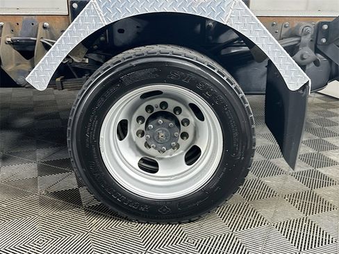 Used 2024 RAM 5500 Tradesman w/ Max Tow Package image 33