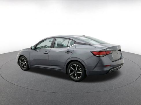 Used 2025 Nissan Sentra SV FWD image 7