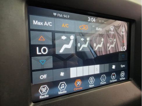 Used 2020 Jeep Compass Latitude FWD image 20