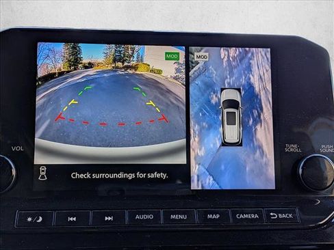 Used 2022 Nissan Pathfinder SL w/ SL Premium Package image 14