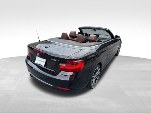 Used 2017 BMW 230i Convertible image 5