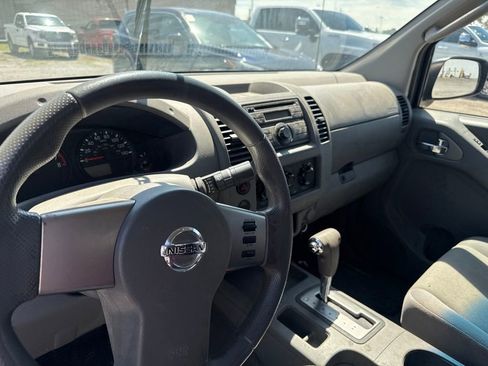 Used 2009 Nissan Frontier SE w/ Power Pkg RWD image 20