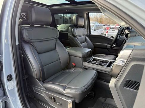 Certified 2024 Ford F350 Lariat w/ Lariat Ultimate Package AWD/4WD image 15