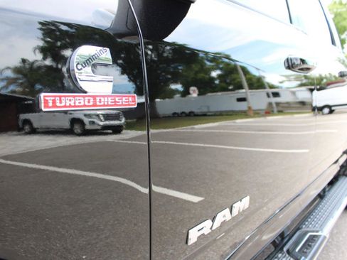 Used 2023 RAM 3500 Laramie AWD/4WD image 13
