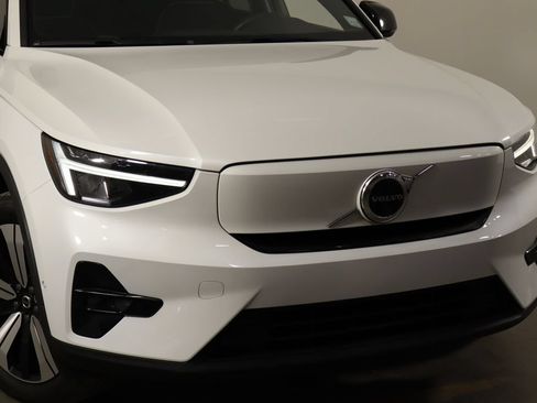 Used 2023 Volvo C40 P8 Recharge Plus AWD/4WD image 46