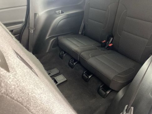 Used 2020 GMC Acadia SLE image 25