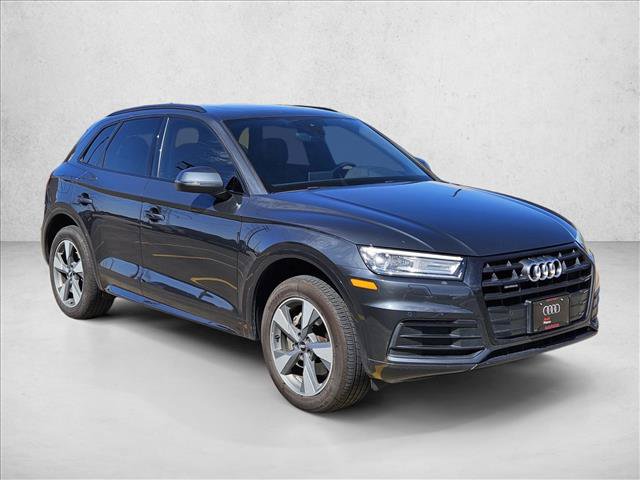 Used 2020 Audi Q5 2.0T Premium w/ Titanium Sport Package AWD/4WD image 3