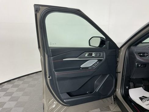 Used 2026 Ford Explorer ST w/ Sun And Sound Package AWD/4WD image 16